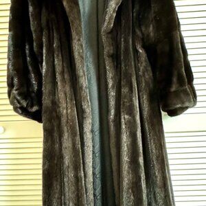 Womens full length Mink Coat. SUPERB DEAL!!